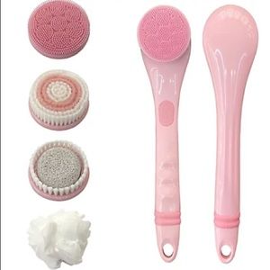 New Blushly Cleansing & Exfoliating Body Brush Pink